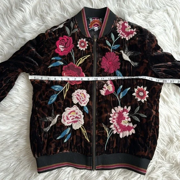 Johnny Was Junia velvet Quilted Bomber Jacket Size XS - Picture 12 of 13